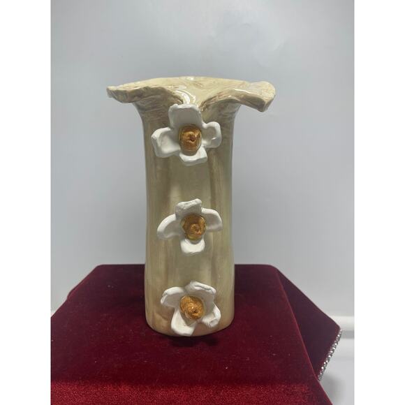 Vintage Handmade Ceramic Flower Vase NC Dogwood Floral unique top Marked - Picture 1 of 10